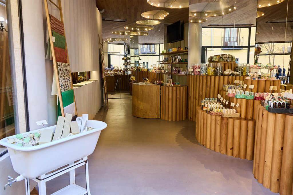 tienda de jabones y papeles artesanosy naturales en madid capital_13