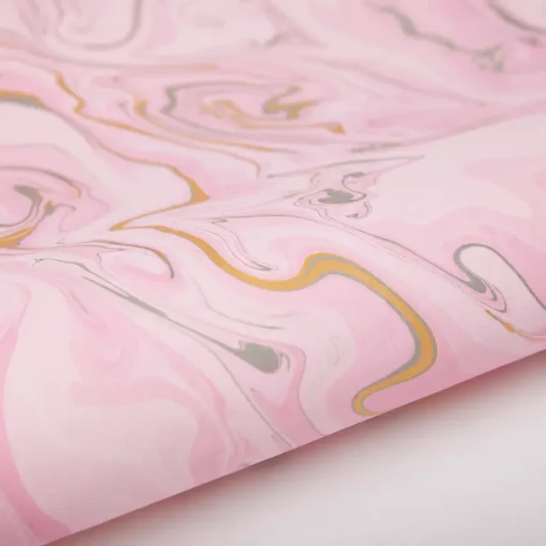Papel de regalo marmolado agua de rosas