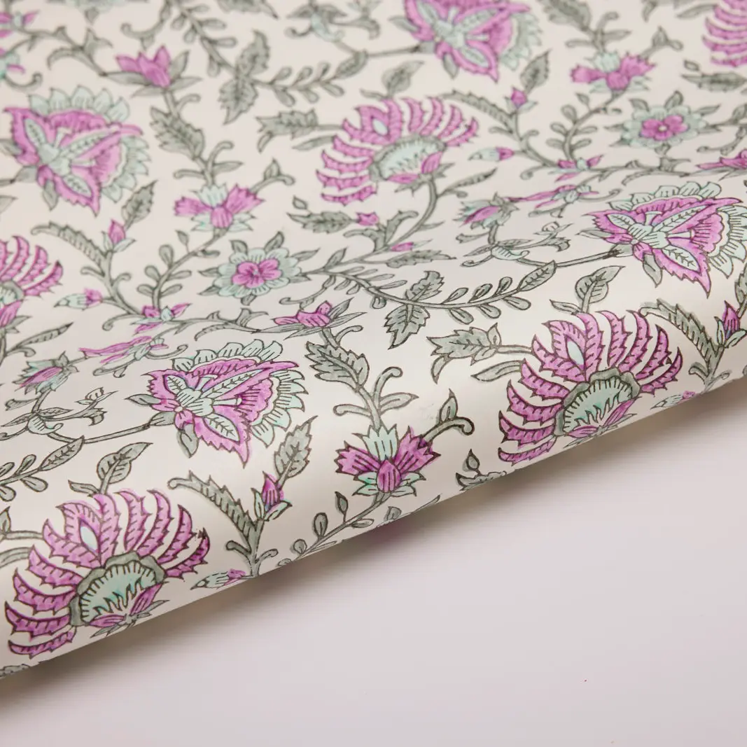 Papel de regalo grabado a mano flora morado