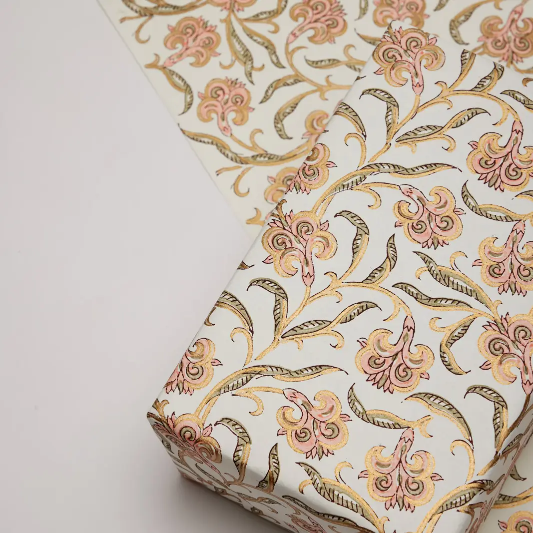 Papel de regalo grabado a mano iris coral dorado - Imagen 3