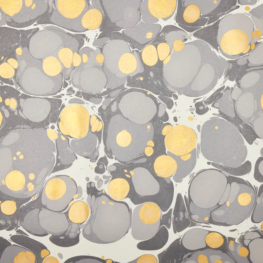 Papel de regalo marmolado burbujas grises - Imagen 3