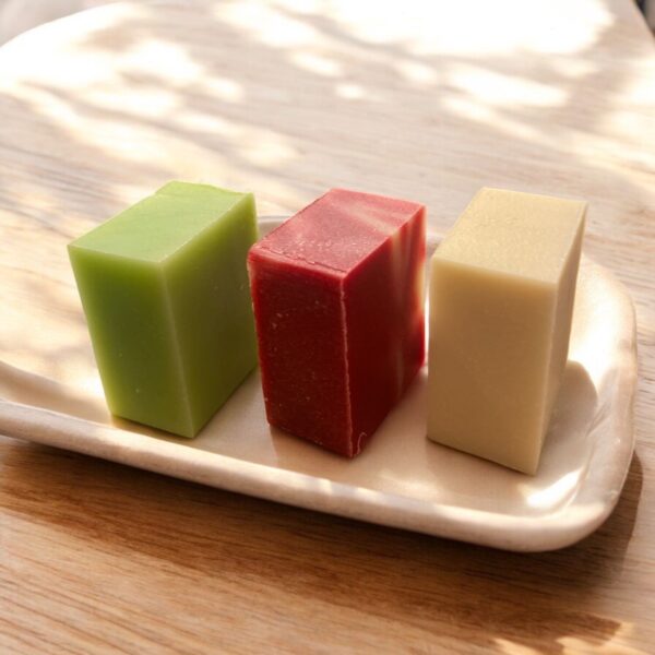 Pack jabones artesanos karité leche de burra y pistacho - Imagen 2