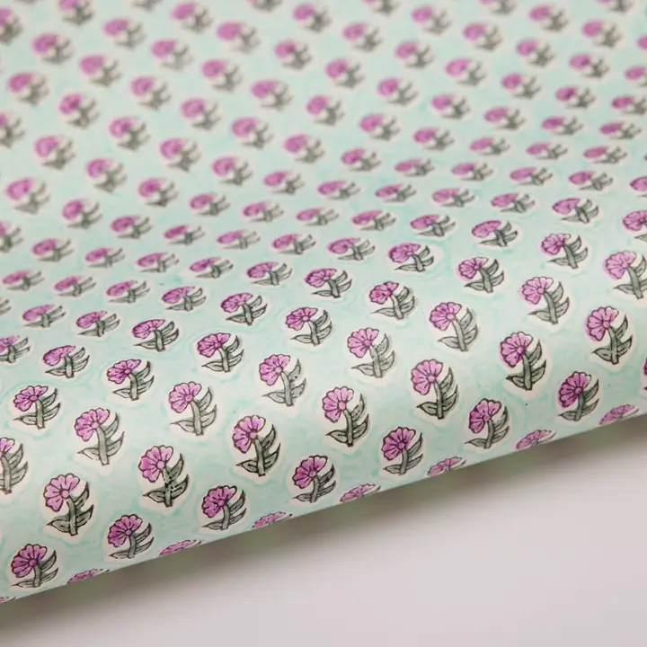 Papel de regalo grabado a mano daisy verde azulado