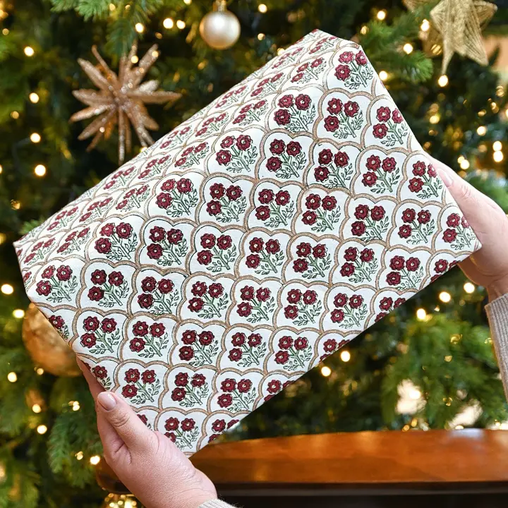 Papel de regalo grabado a mano panel flores rojo - Imagen 3